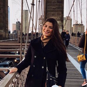 Meet your Posher, Sabrina